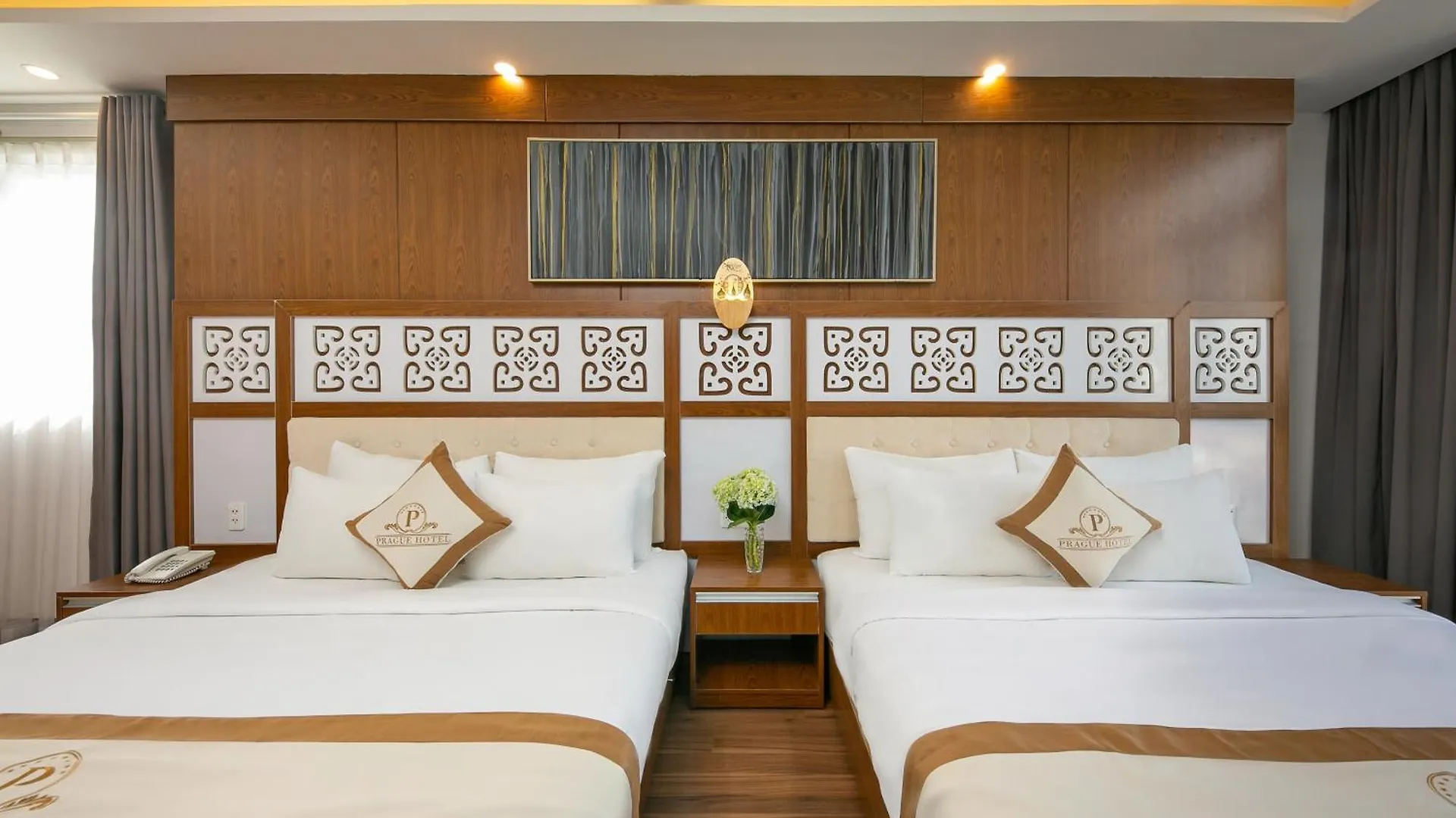 Prague Da Nang Beach Hotel