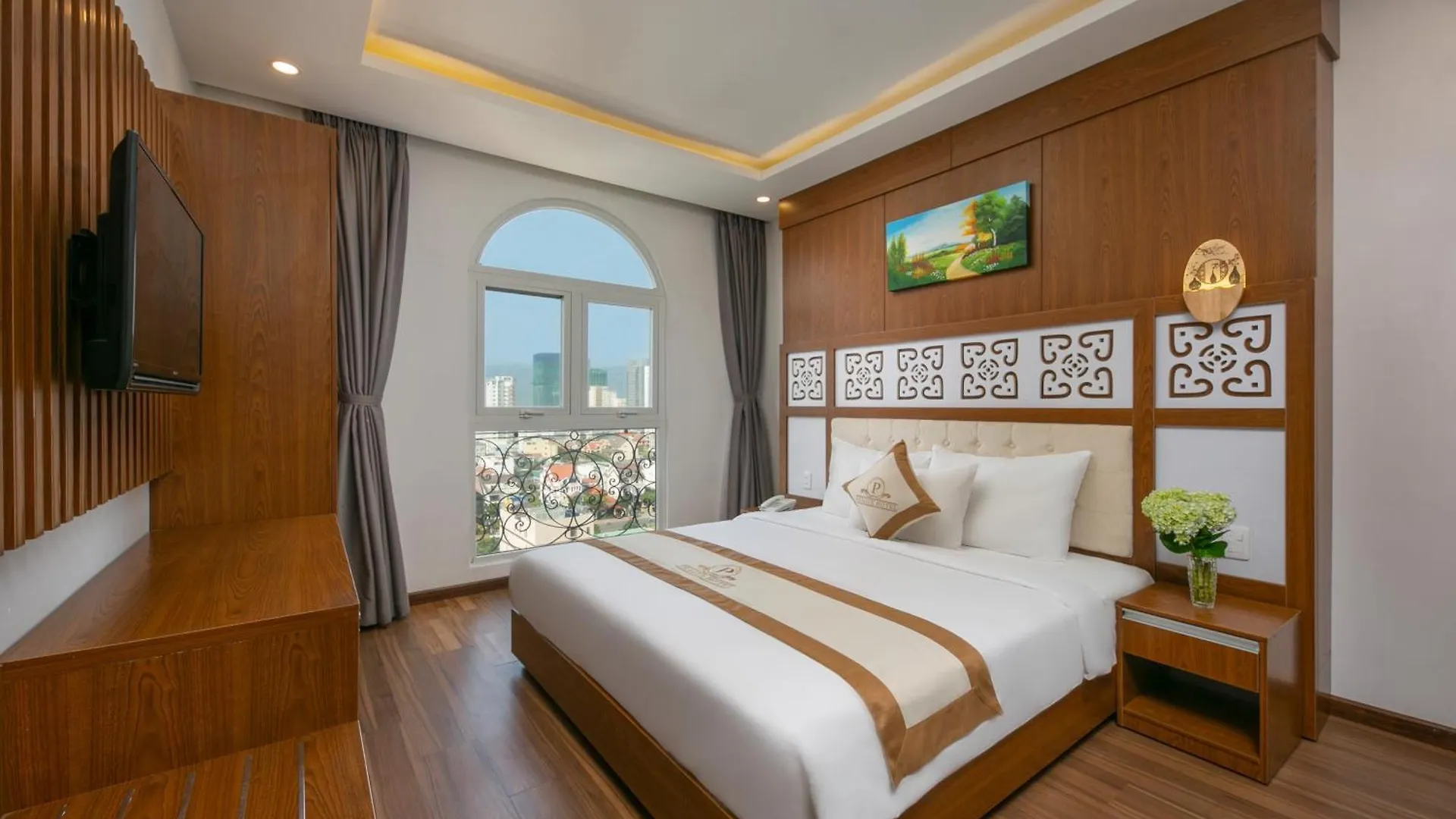Prague Da Nang Beach Hotel 4*,  Вьетнам
